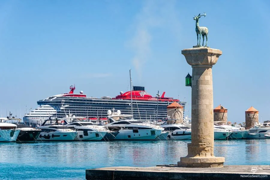 8. Tourist Harbor